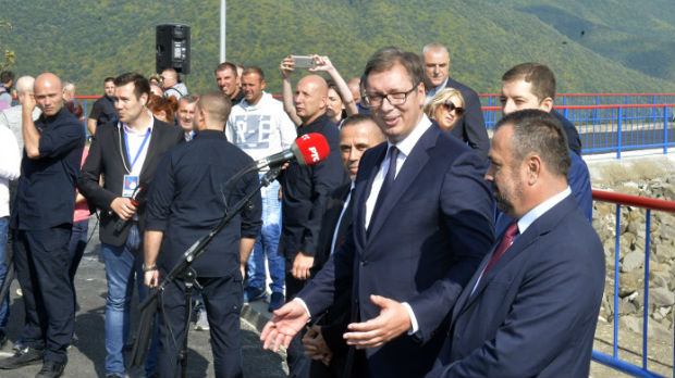 Vučić: Vreme da Srbi i Albanci pokušaju da razgovaraju s više poštovanja