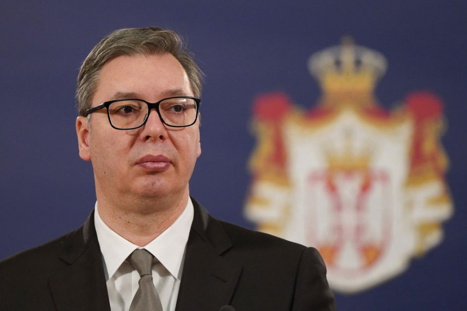 Vučić: Zašto maltretirate Novaka, porodicu i naciju (VIDEO)