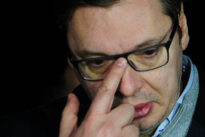 Vučić bez komentara na kandidaturu Nikolića
