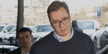 Vučić bez komentara na kandidaturu Nikolića