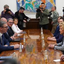 Vučić danas uručuje orden kongresmenki Teni: Srbija odaje priznanje za jačanje saradnje sa SAD, održan sastanak u Predsedništvu