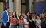 Vučić deci sa KiM: Beograd je bio i uvek će biti vaš glavni grad
