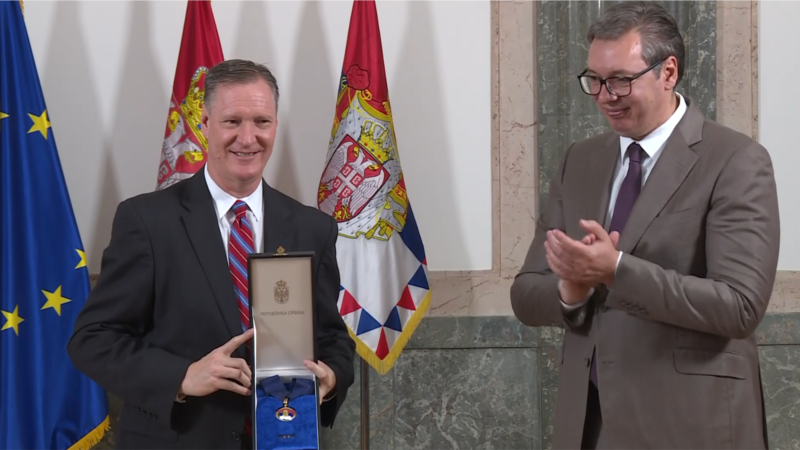 Vučić dodelio orden pomoćniku komandanta Nacionalne garde savezne države Ohio 