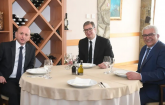 Vučić doputovao u Crnu Goru: U Zeti se sastao sa Mandićem i Kneževićem FOTO