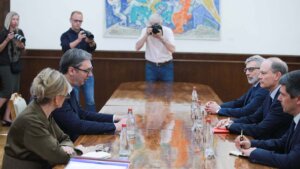 Vučić francuskom izaslaniku za Zapadni Balkan zahvalio na podršci na evropskom putu