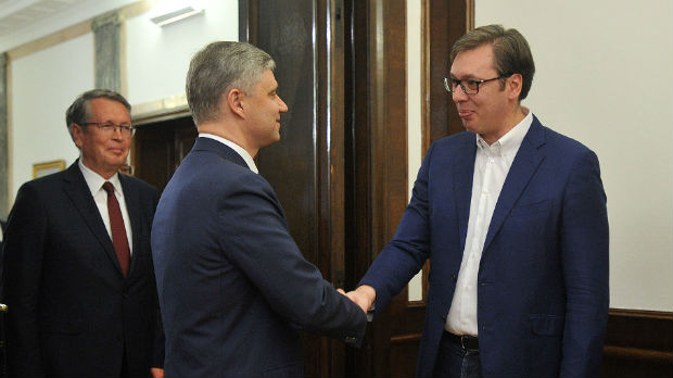  Vučić i Belozjorov o novim projektima i investicijama