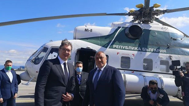 Vučić obišao auto-put iz helikoptera, pa ga Borisov vozio trasom Balkanskog toka