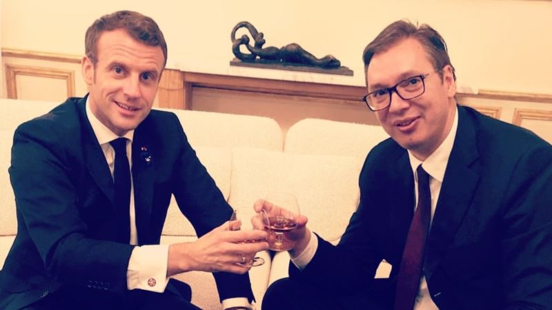 Vučić i Makron: Bez odgovora na pitanje da li Srbija ulazi u EU do 2025.