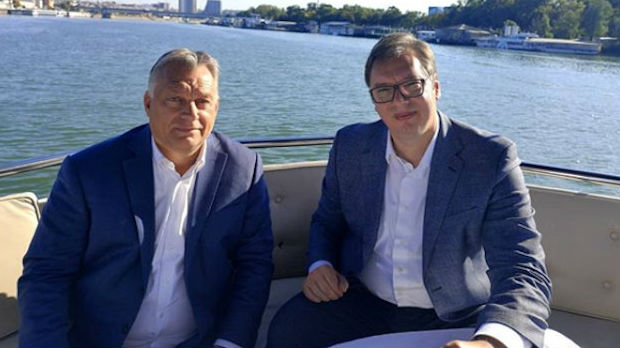 Vučić i Orban, neformalni obilazak Beograda sa reke
