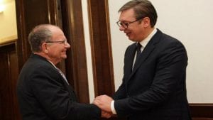 Vučić i Po: Iskoristiti priliku za kompromis za Kosovo