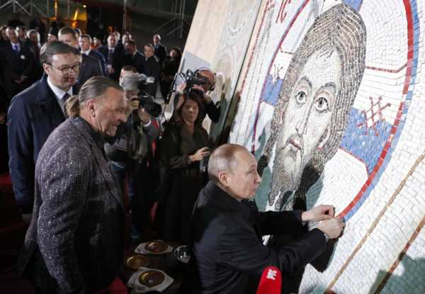Vučić i Putin postavili kockice u mozaik u Hramu Svetog Save (FOTO)