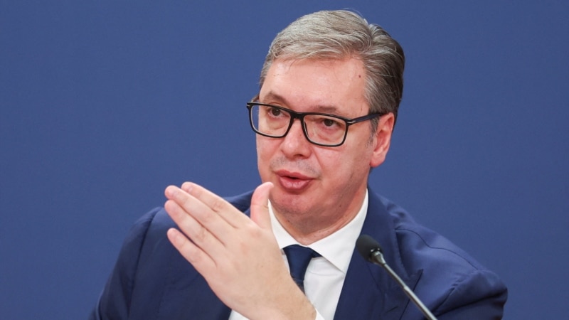 Vučič kaže da postoje tri opcije za NIS, kao krajnji rok navodi 15. januar 