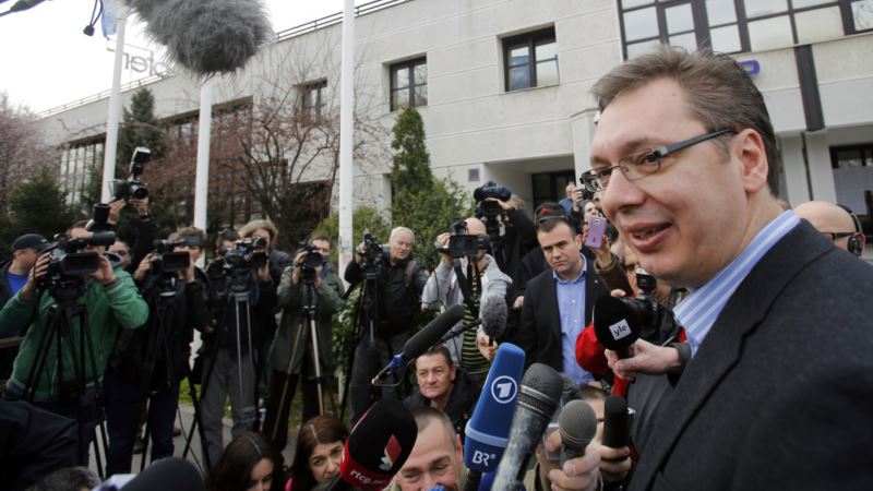 Vučić obećao da će braniti slobodu medija, neslaganje šta je sloboda medija