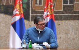 
					Vučić objavio da je njegov stariji sin inficiran koronavirusom 
					
									