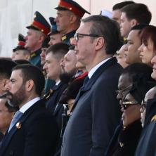Vučić objavio snimak iz Moskve: Veličanstveni doček na Crvenom trgu, potom u prvim redovima na Paradi pobede