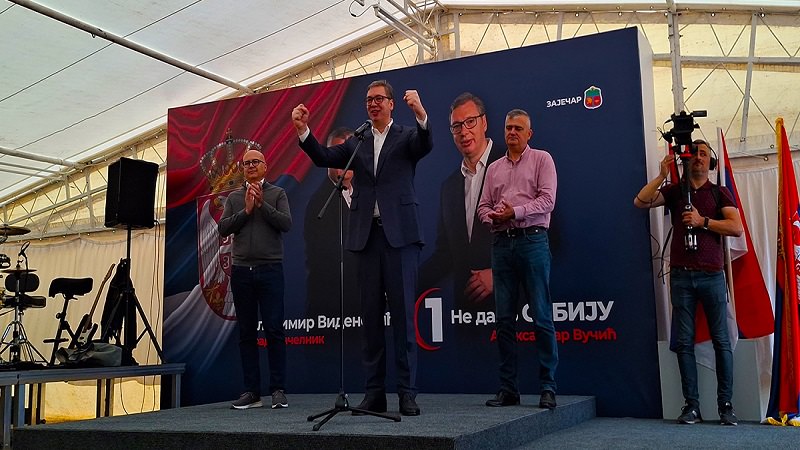 Vučić posetio sela Grljan i Jelašnicu