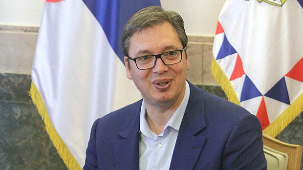 Vučić poželeo uspeh košarkašima i odbojkašima