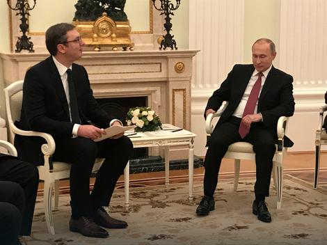 Vučić poziva Putina u posetu, Lavrov nosi pismo