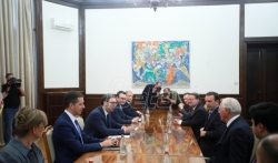 Vučić razgovarao sa dvojicom američkih senatora o saradnji, Kosovu, regionu