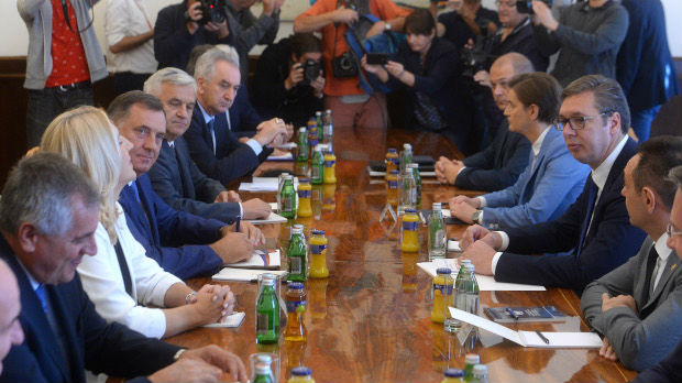 Vučić sa Dodikom, rukovodstvom Srpske i predstavnicama stranaka