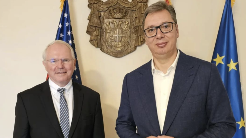 Vučić sa Hilom prvi put od uvođenja američkih sankcija Vulinu