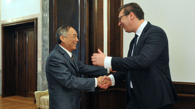 Vučić sa Li Mangangom: Radujem se svim uspesima prijateljske Kine