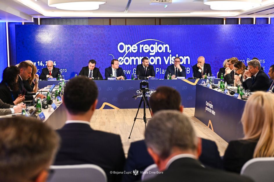 Vučić sa OBrajanom o aktuelnoj regionalnoj situaciji i o KiM