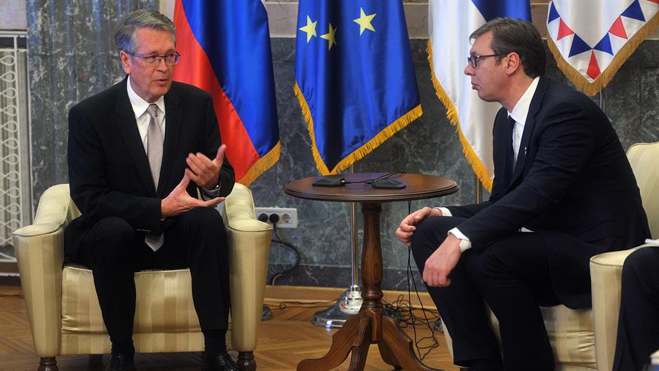 Vučić sa ambasadorima Kine, Rusije, Kvinte o odluci Prištine