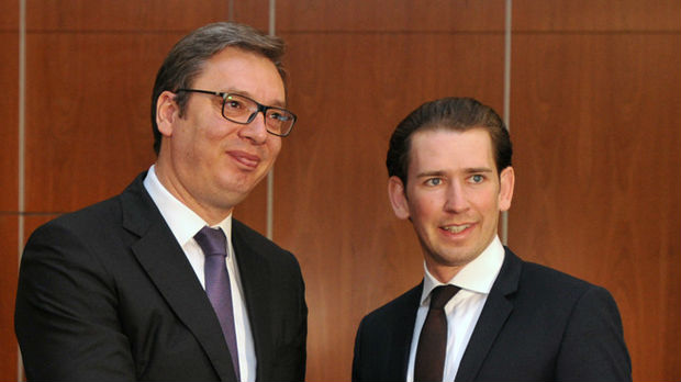Vučić sa austrijskim kancelarom o aktuelnoj situaciji