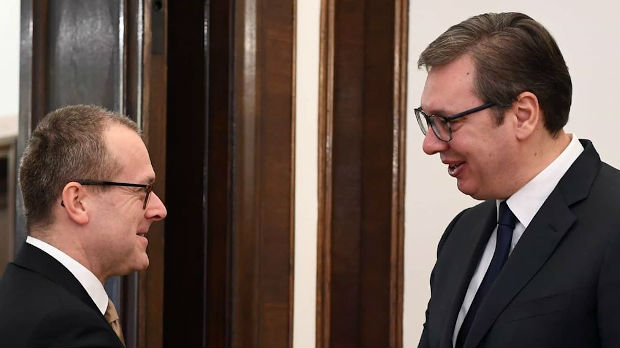 Vučić sa direktorom SZO za Evropu: Od koronavirusa opasnije širenje panike i lažnih vesti