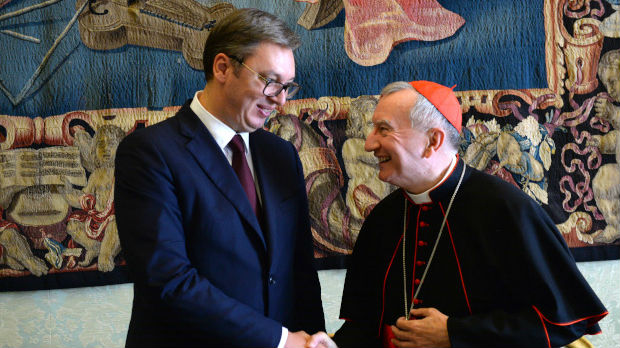 Vučić sa kardinalom Parolinom