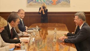 Vučić sa političkim direktorom Forin Ofisa: Potreban jasan plan za proširenje EU