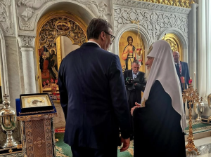 Vučić sa ruskim patrijarhom posetio Danilovski manastir