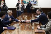 Vučić se sastao sa Bocan-Harčenkom: Informisao sam ambasadora o sinoćnim neredima FOTO
