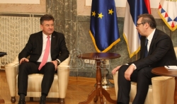 Vučić se sastao sa Lajčakom u Briselu