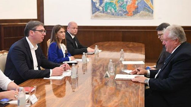 Vučić se sastao sa ambasadorom Belorusije