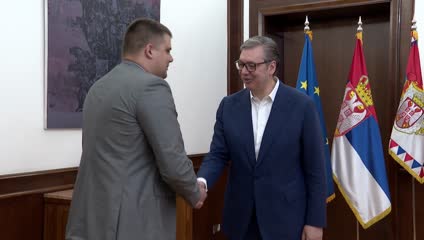 Vučić se sastao sa predstavnicima SRS