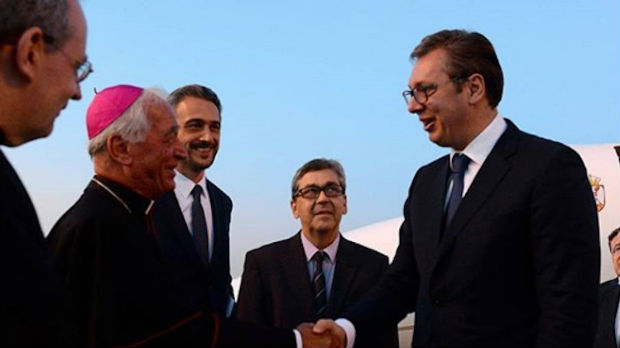 Vučić stigao u posetu Vatikanu