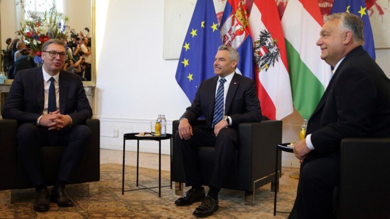 Vučić u Beču na sastanku o migracijama sa premijerima Austrije i Mađarske: Srbija pozudan partner