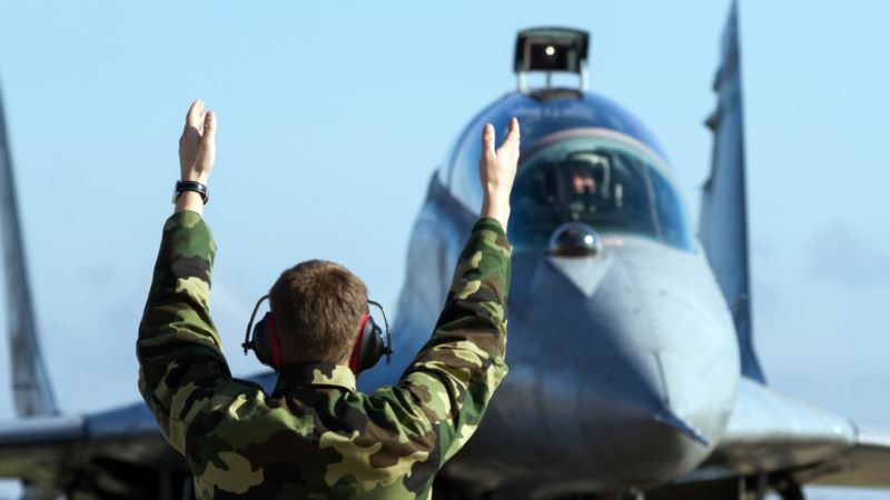 Vučić u Moskvi kupuje ruske MiG-ove