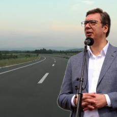 Vučić u nedelju otvara najmoderniju saobraćajnicu:  OVAKO DETALJNO IZGLEDA AUTO-PUT OD OBRENOVCA DO LJIGA (FOTO)