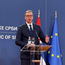 Vučić uručuje odlikovanja zaslužnim pojedincima povodom Vidovdana