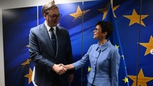 Vučić uvredio Martu Kos, nazvao je „papagajem“: Izjave kojim kritike upućene vlastima želi da prikrije i relativizuje