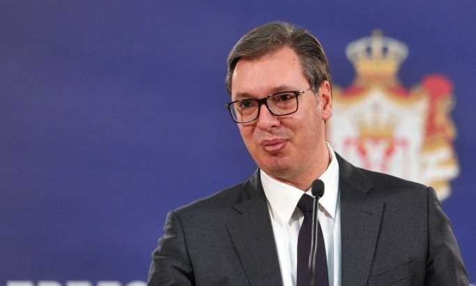 Vučić započeo kampanju, prvo u Aleksincu (VIDEO)