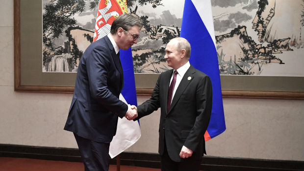 Vučićeva čestitka Putinu: Dan branilaca otadžbine je više od praznika