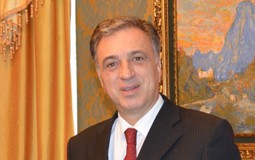 
					Vujanović: Članstvo u NATO ne može uticati na odnose sa Srbijom 
					
									
