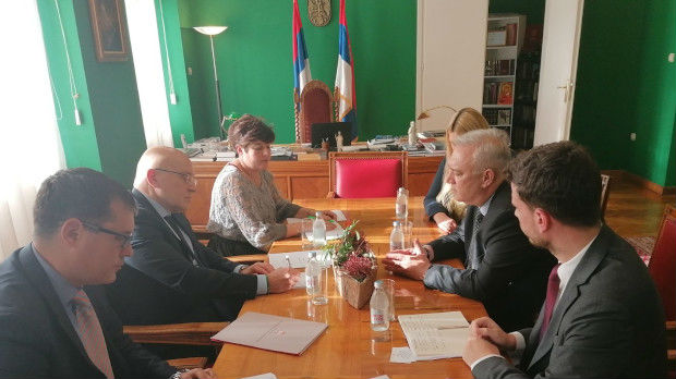 Vukosavljević sa grčkim ambasador o saradnji u oblasti kulture 