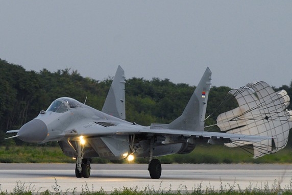 Vulin: Remontovani MiG-ovi stižu do kraja godine