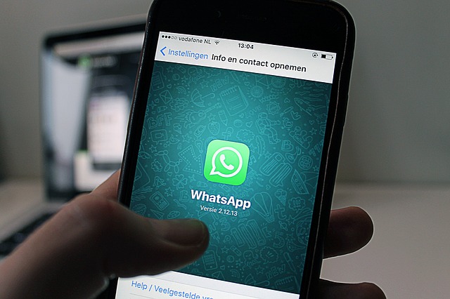 WhatsApp ograničava deljenje poruka