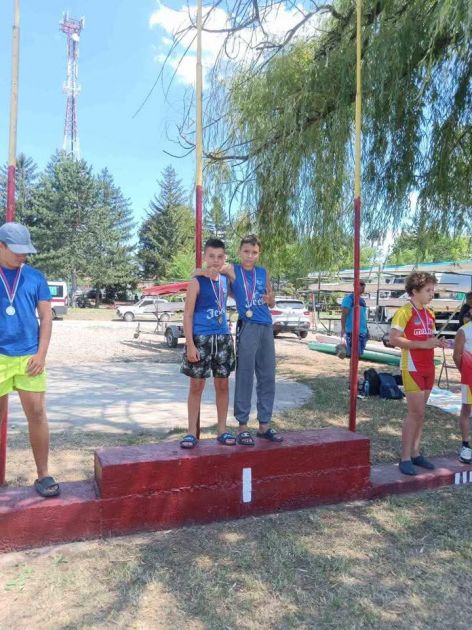 ДВА ЗЛАТА И СРЕБРA ЗА ПАНОНИЈУ НА XI МЕЂУНАРОДНОЈ РЕГАТИ У ВИШЊИЋЕВУ